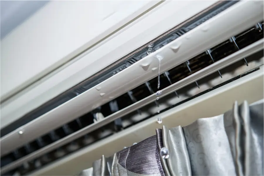 O AR-CONDICIONADO PINGANDO ÁGUA